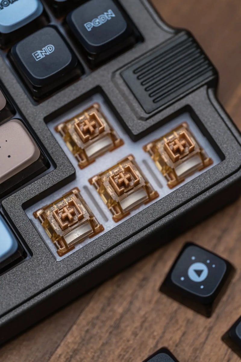 Gamakay Lk75 mechanical come with venus switches, and this keyboard is in color black