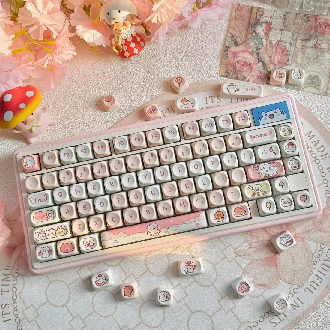 Gamakay 95 Keys Adorable MOA Profile PBT Keycaps Set featuring Chiikawa cartoon design, pastel pink mechanical keyboard aesthetic, cute anime-style keycaps for 75% layout