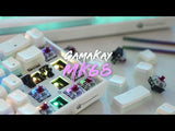 Teclado mecánico para juegos GamaKay MK68 65% RGB con teclas de pudín de doble tiro PBT